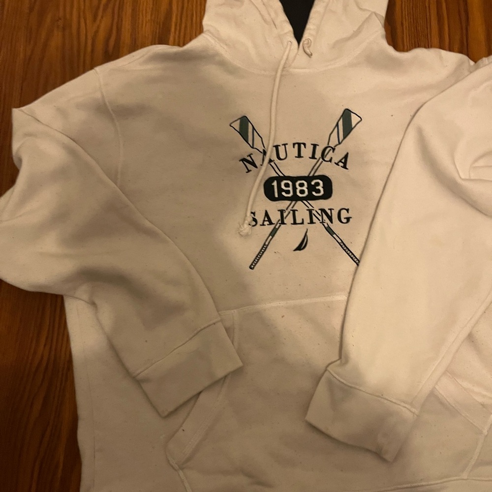 Nautica White Crewneck Hoodie with Sailing Graphic